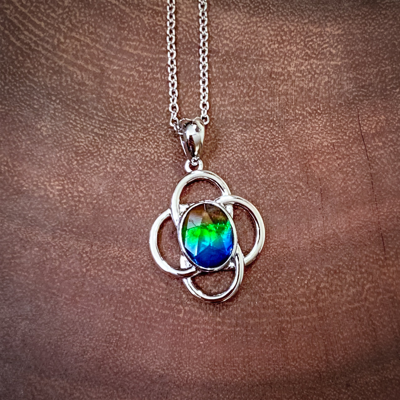 Fleur Pendant