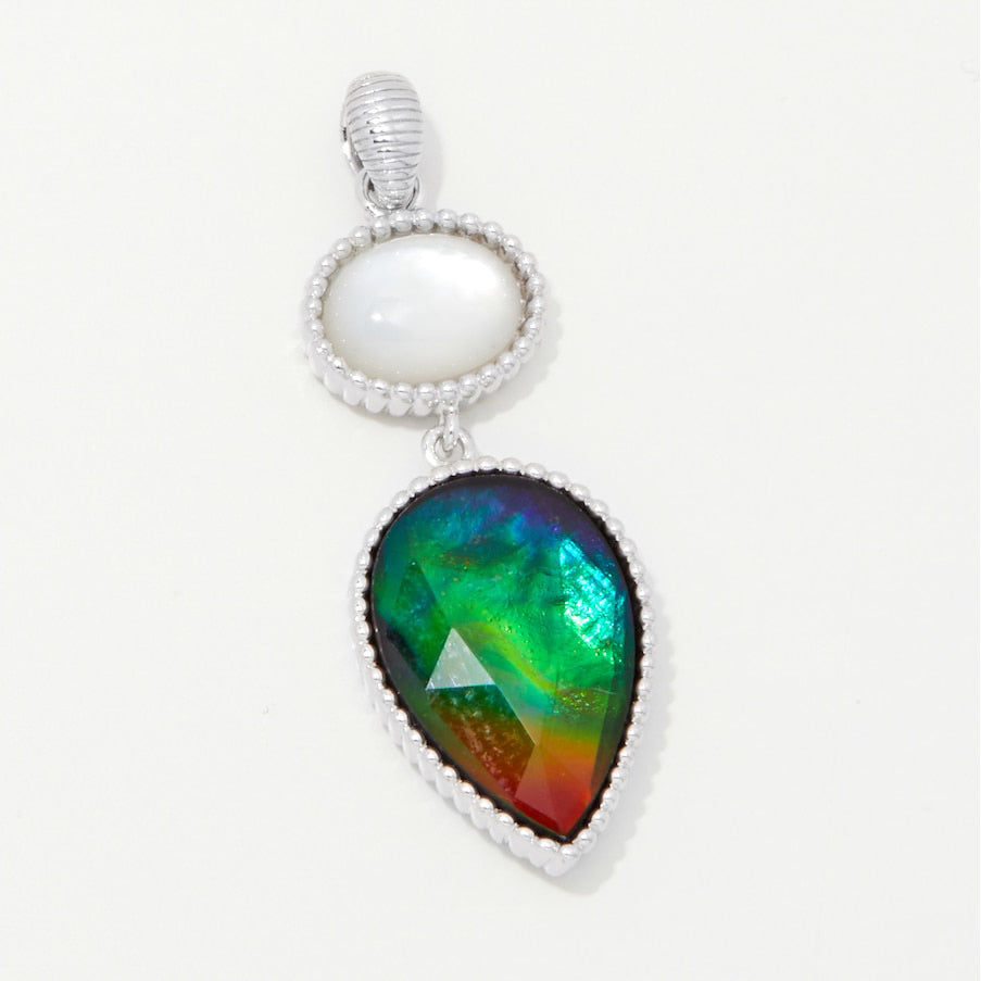 Lila Pendant