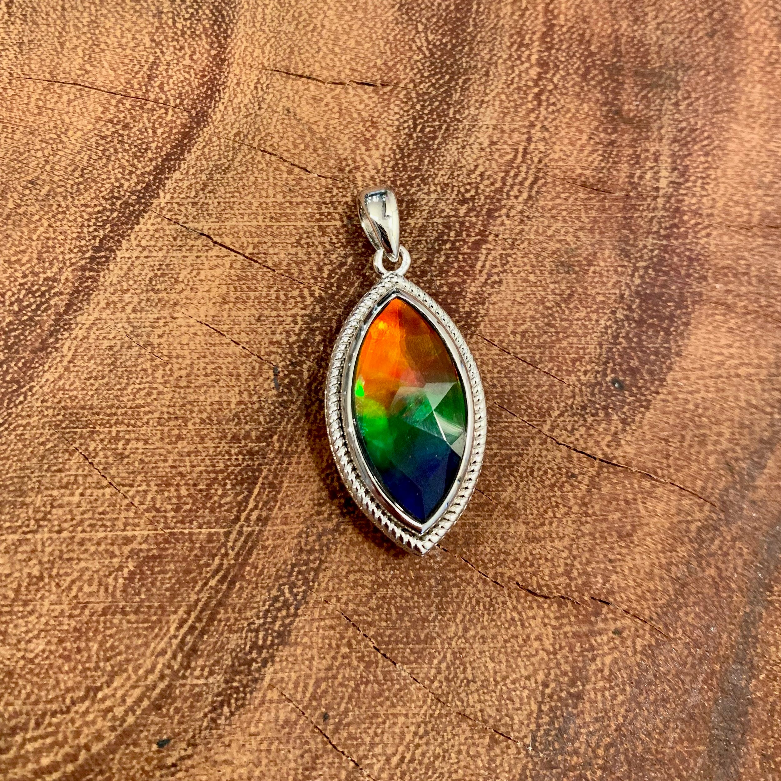 Maria Pendant